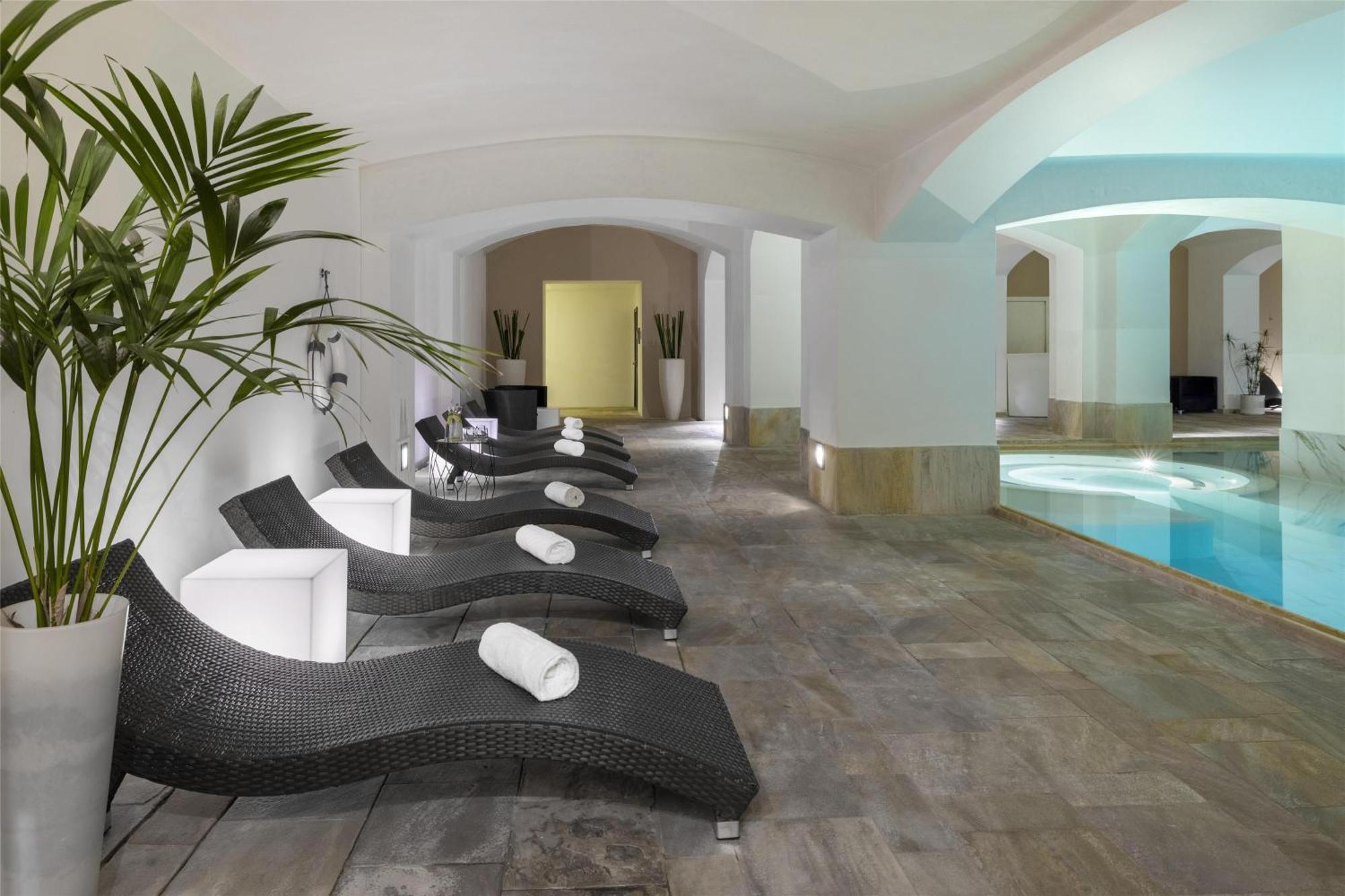 Nh Collection Carlo Iv Hotel Praha