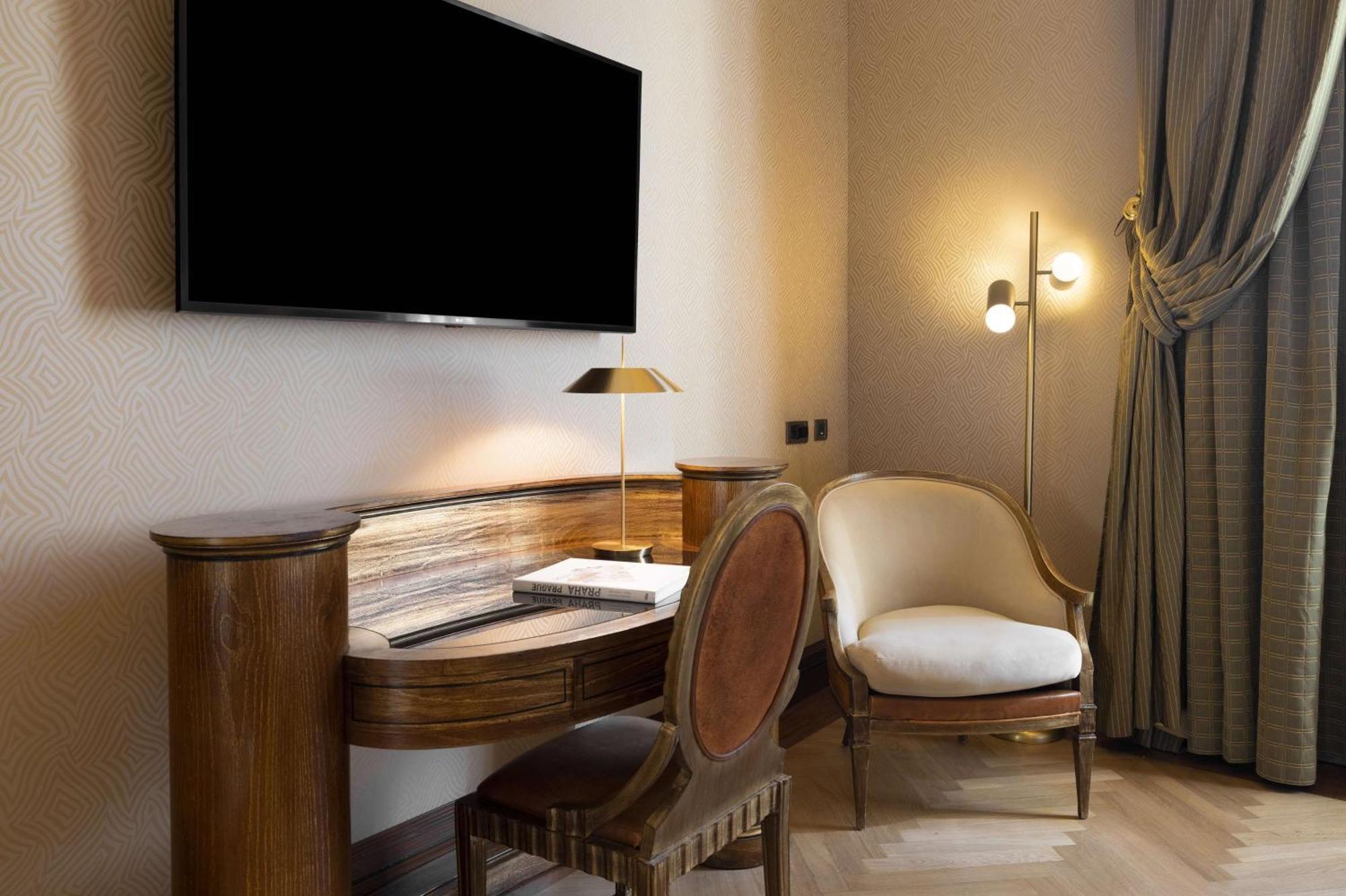 Nh Collection Carlo Iv Hotel Praha