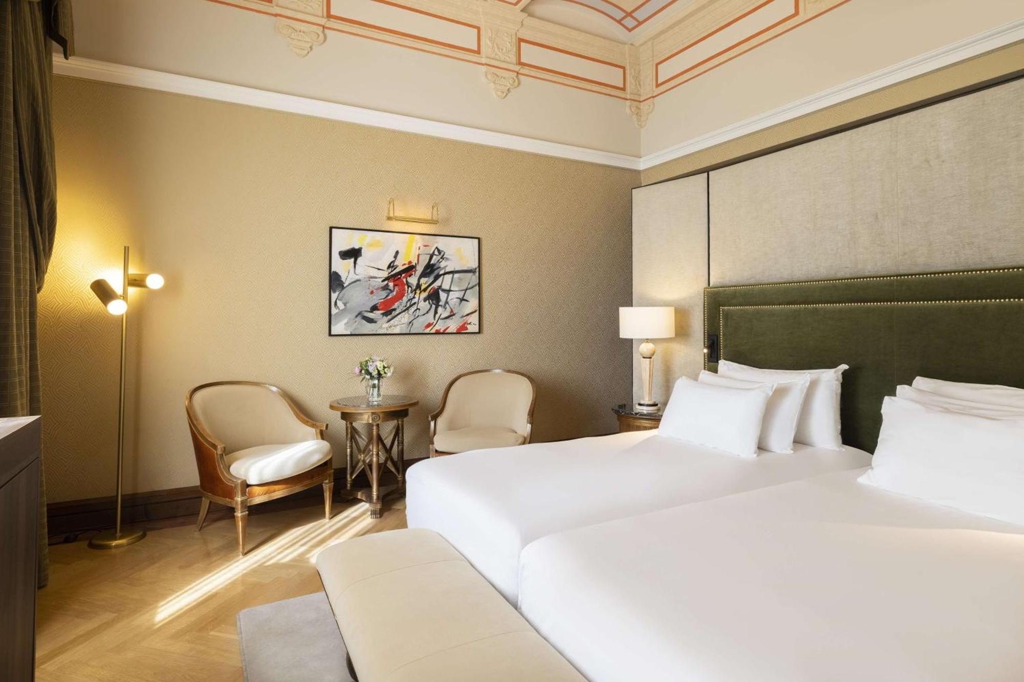 Hotel Nh Collection Carlo Iv Prague