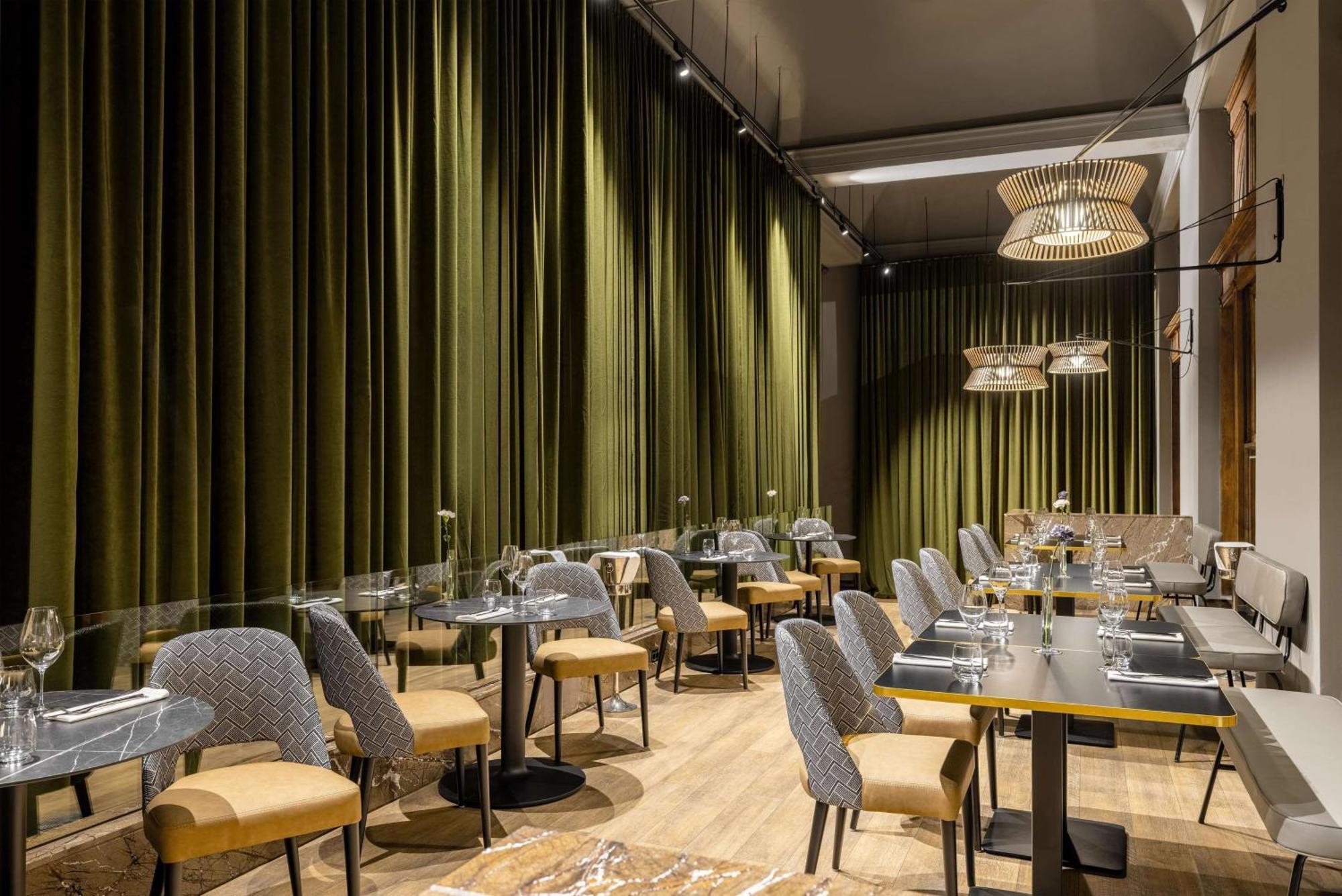 Nh Collection Carlo Iv 5* Praha
