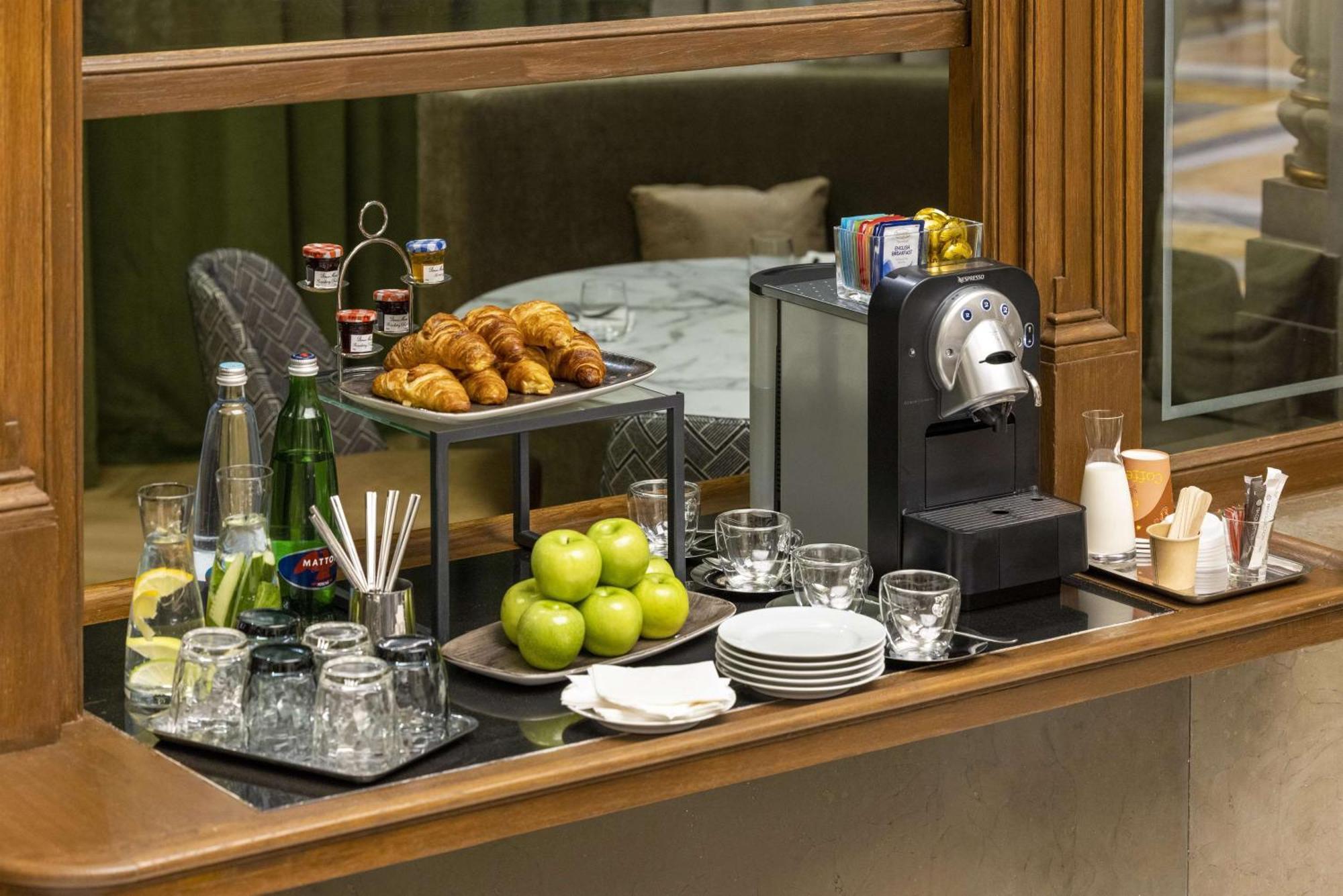 Hotel Nh Collection Carlo Iv Prague